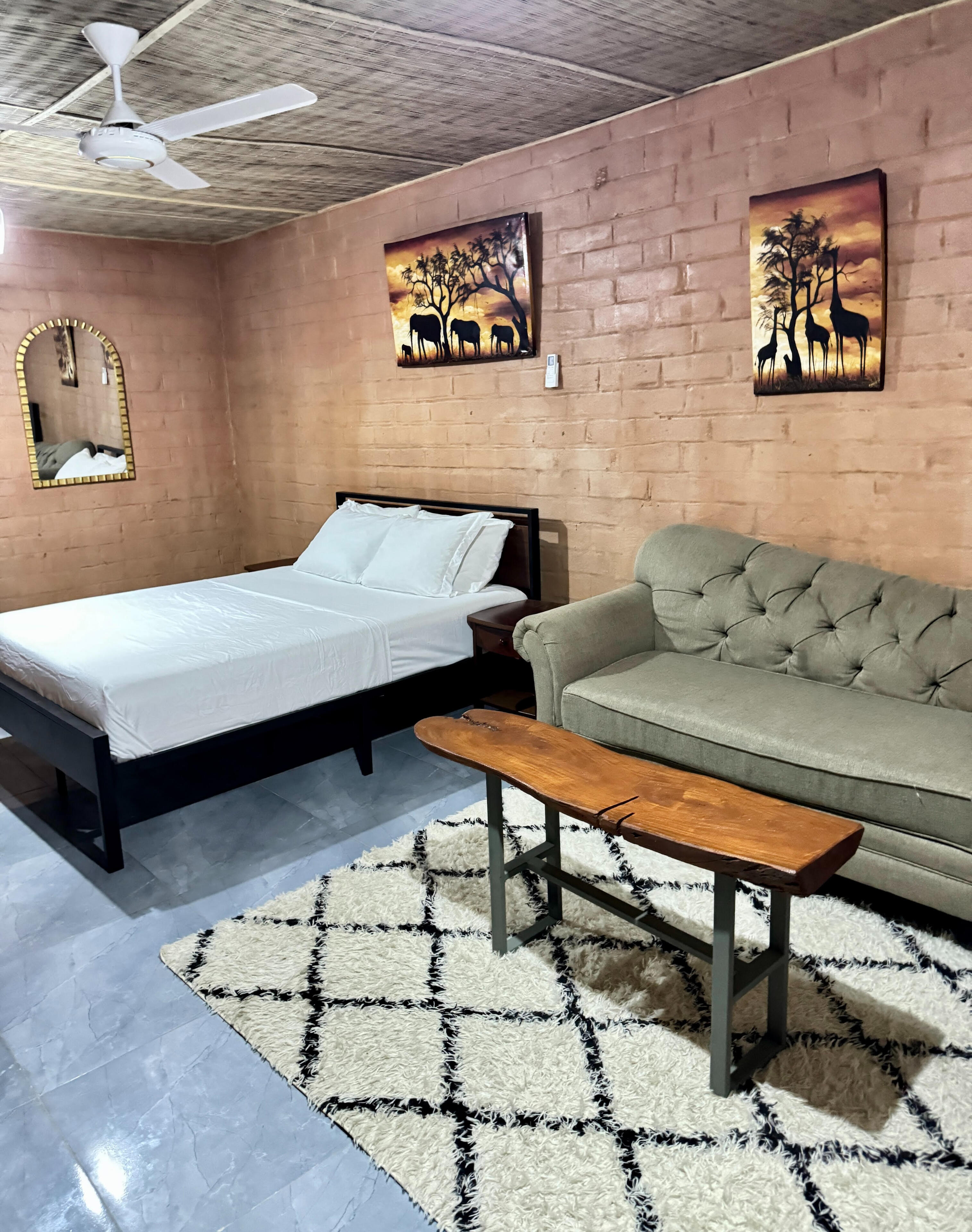 Two Queen beds, sleeps 4 Two Queen beds, sleeps 4